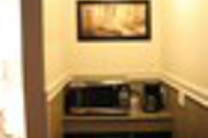 Room 287 of 504