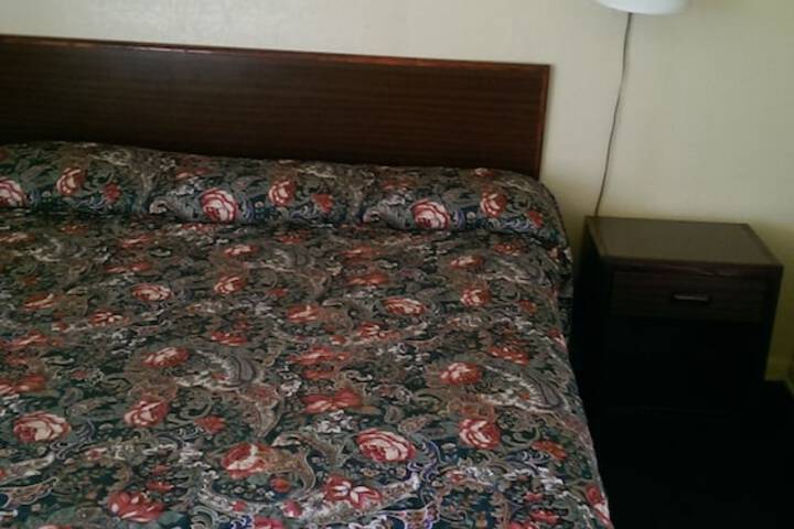Room 3 of 11