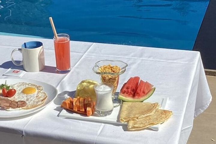 Breakfast/Coffee Service 30 of 44