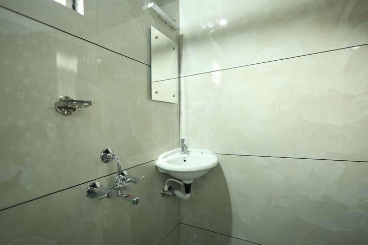 Room 15 of 20