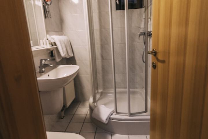 Room 30 of 58