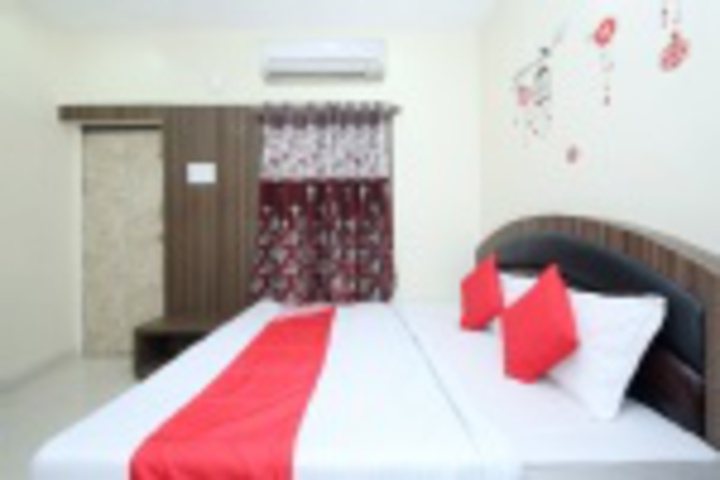 Room 112 of 407