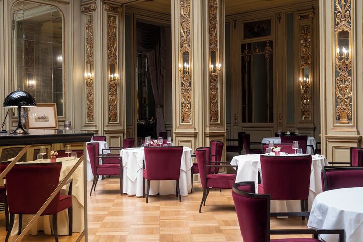Dining 80 of 146
