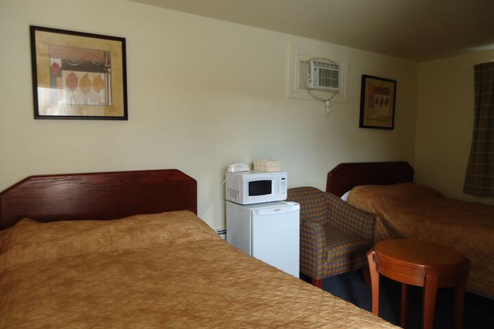 Room 8 of 34