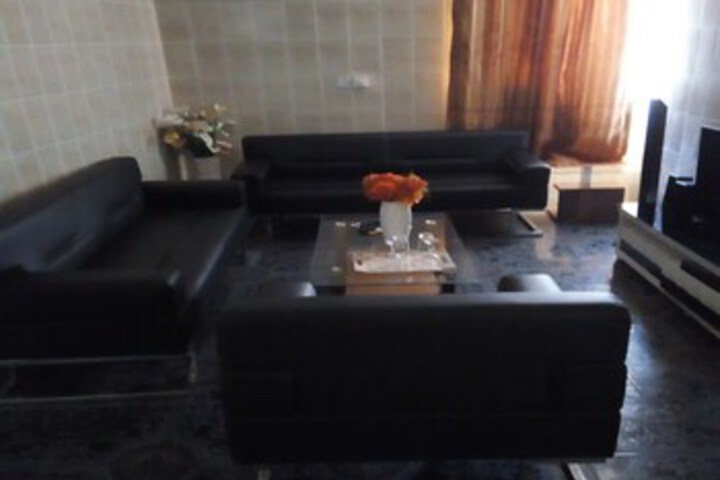 Room 10 of 21