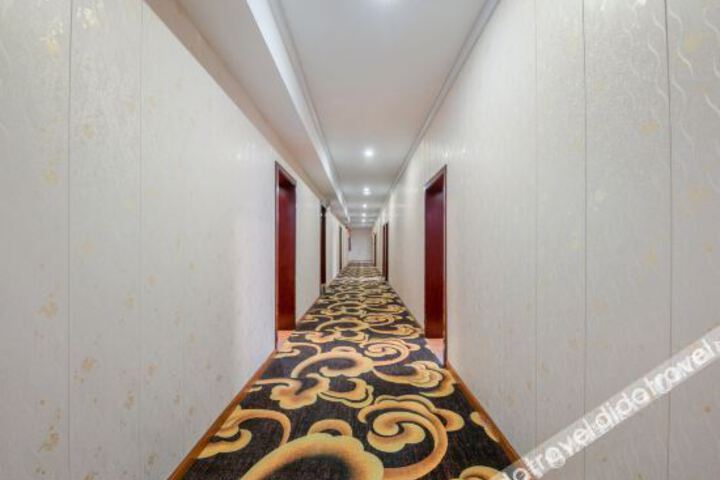 Hotel Interior 11 of 22