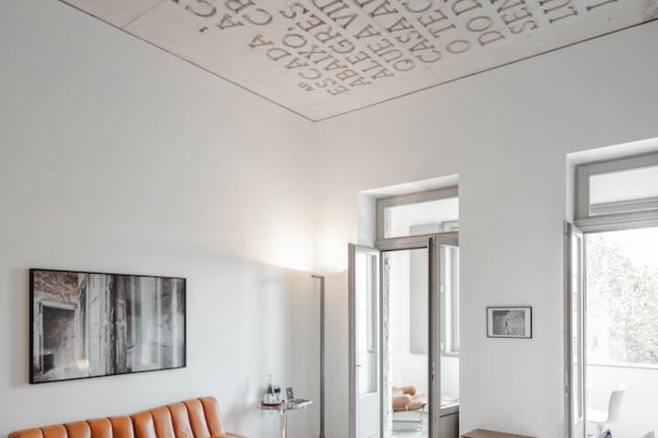 Room 21 of 55