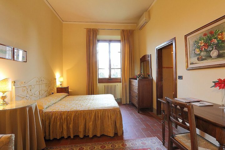 Room 5 of 46