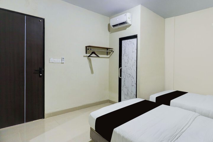 Room 19 of 26