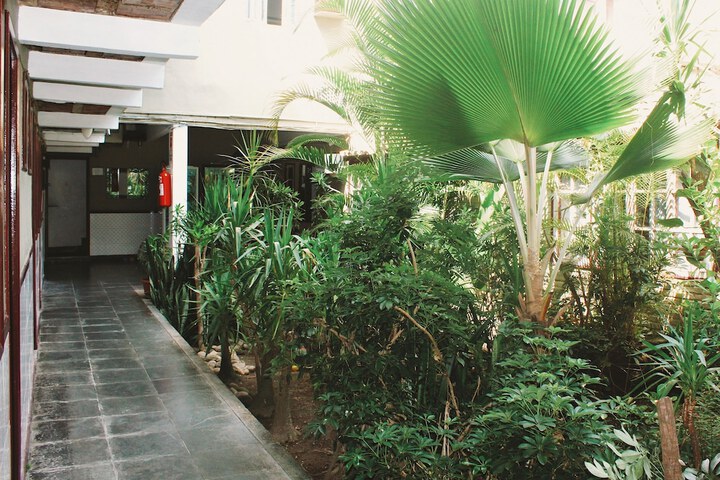 Hotel Exterior 57 of 61