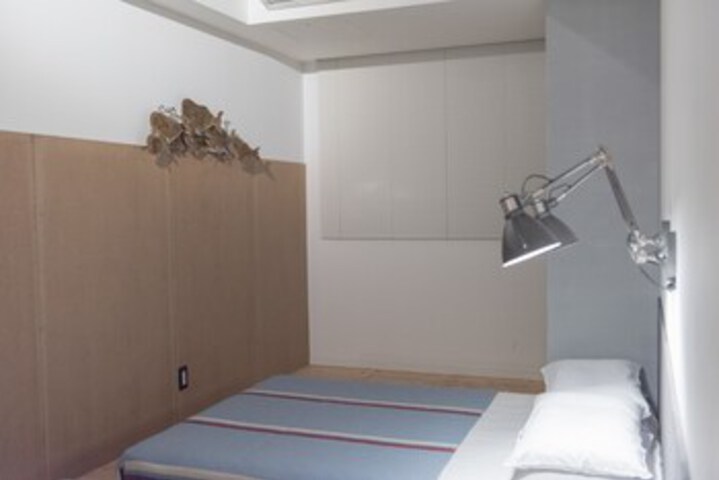 Room 125 of 214