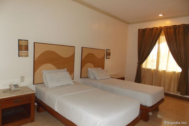 Room 8 of 56