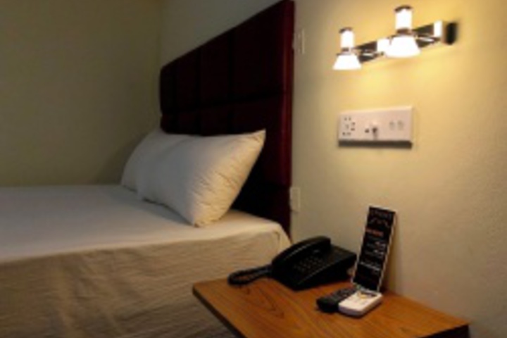 Room 79 of 228