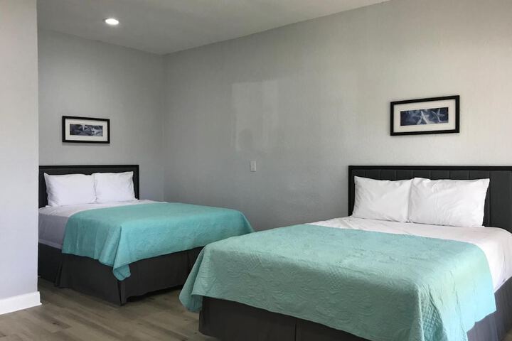 Room 14 of 50