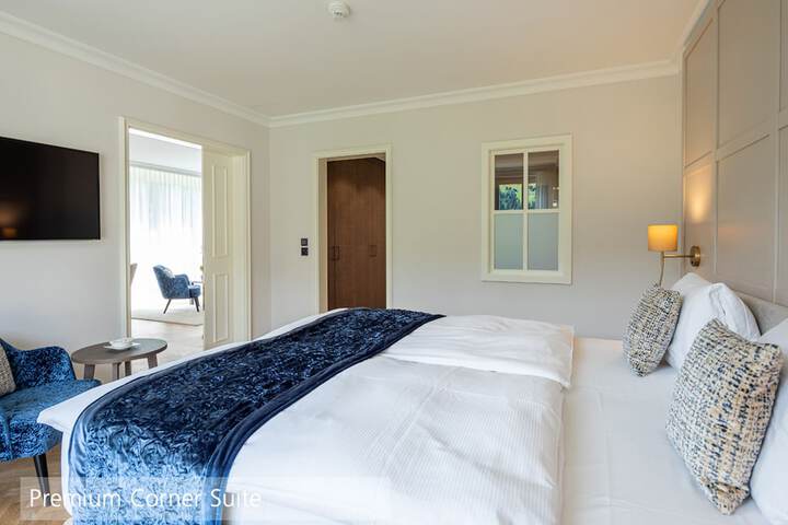 Room 27 of 118