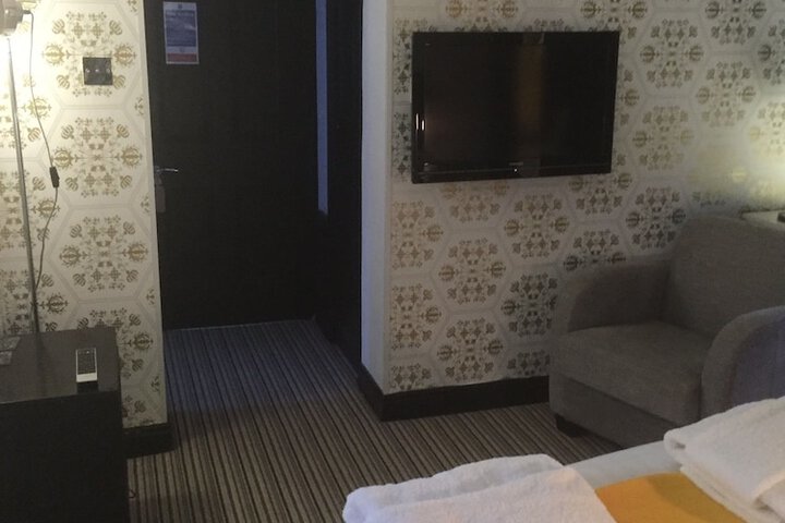 Room 20 of 25