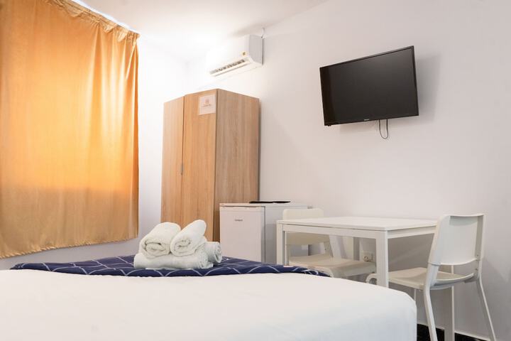 Room 46 of 81