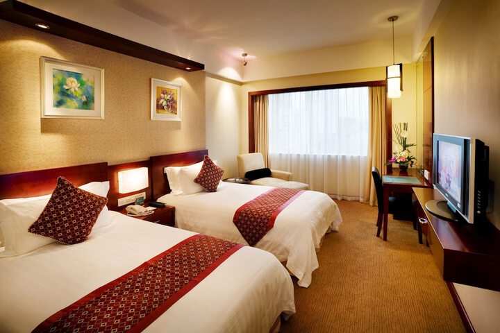 Room 10 of 56
