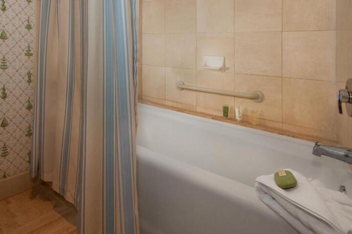 Photo 48