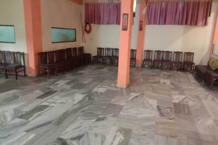 Ballroom/Hall 27 of 35