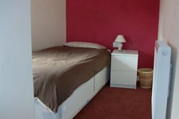 Room 3 of 18