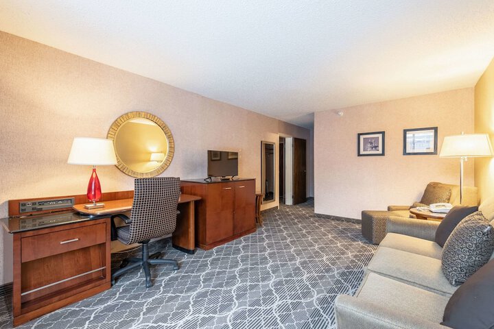 Room 13 of 52