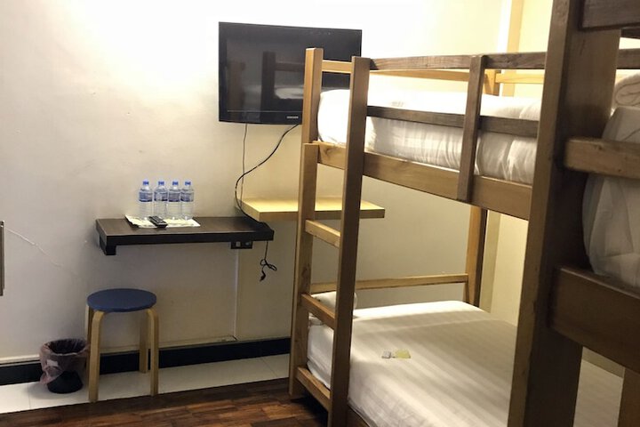Room 21 of 52