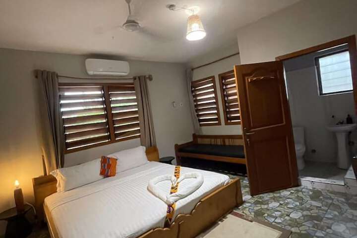 Room 34 of 42