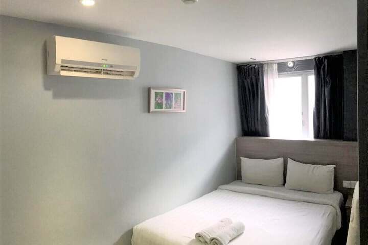Room 18 of 51