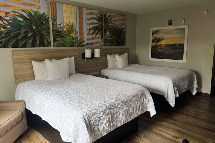 Room 16 of 70