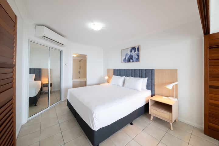 Room 3 of 75