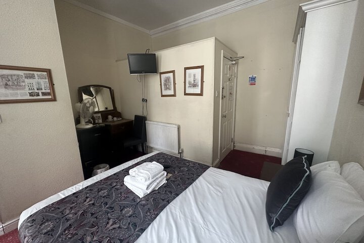 Room 18 of 89