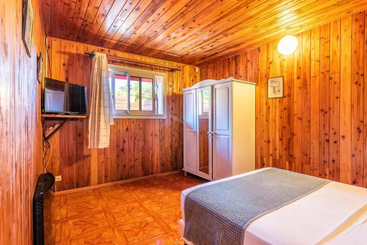 Room 3 of 14