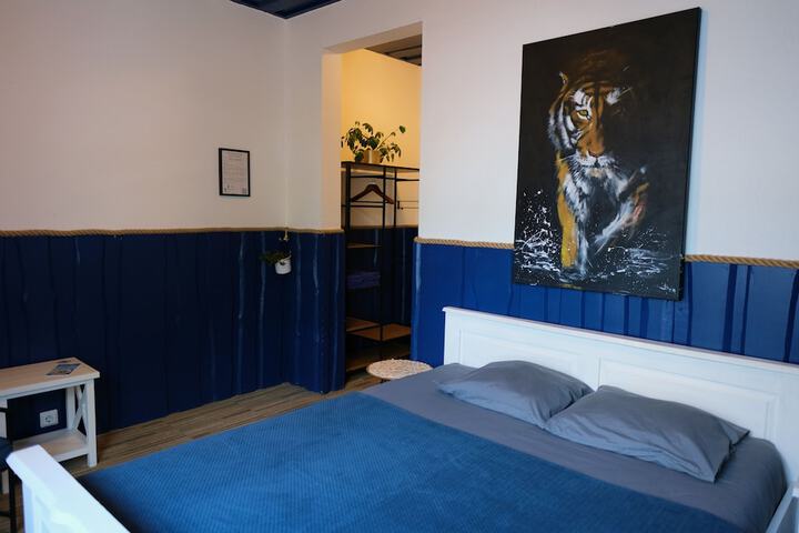 Room 15 of 35