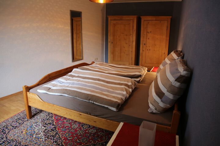 Room 3 of 18