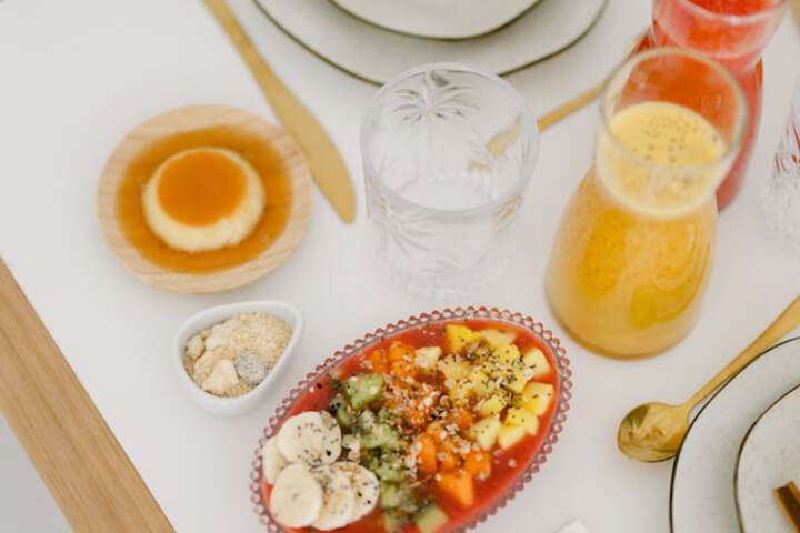 Breakfast/Coffee Service 23 of 26