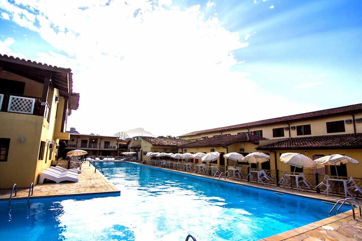 Pool Hotel