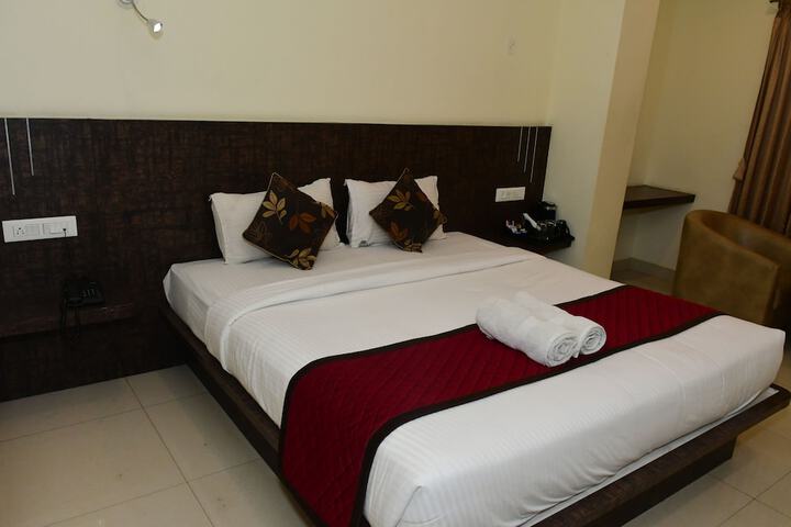 Room 9 of 55