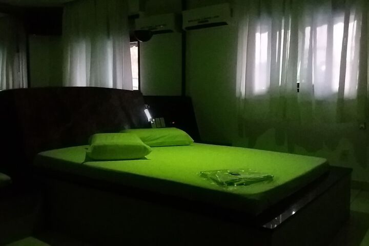 Room 71 of 112
