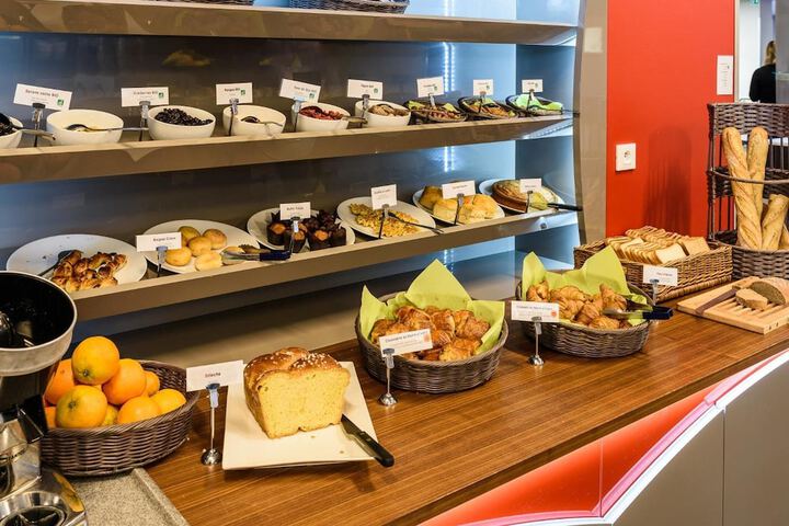 Dining Photos