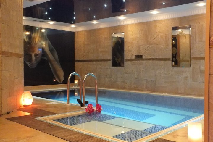 Pool 32 of 59