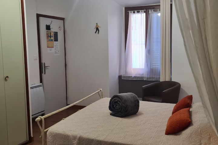 Room 26 of 111