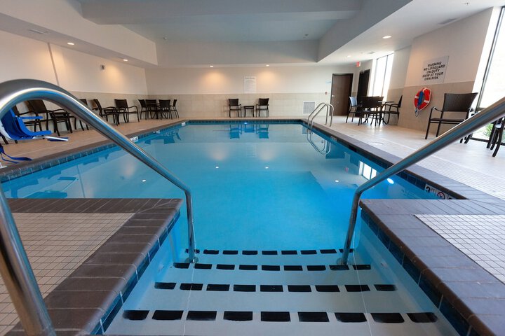 Pool 7 of 17