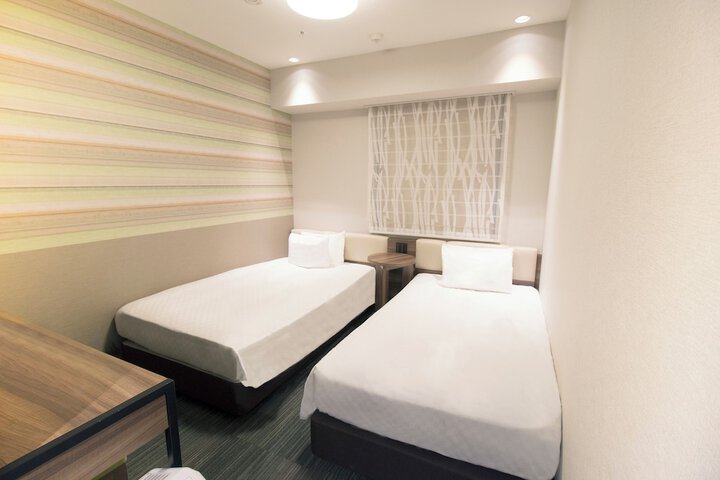 Room 21 of 63