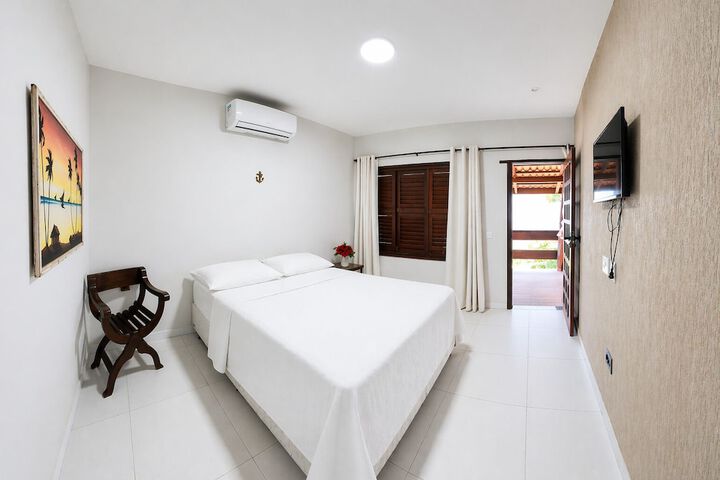 Room 8 of 24