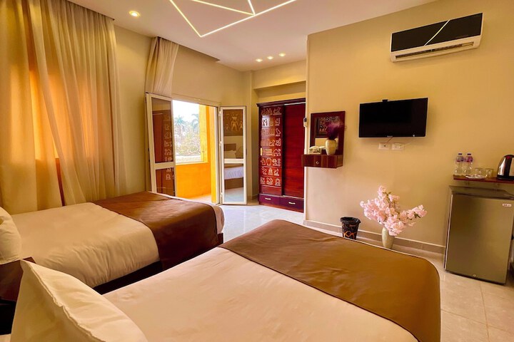 Room 15 of 84