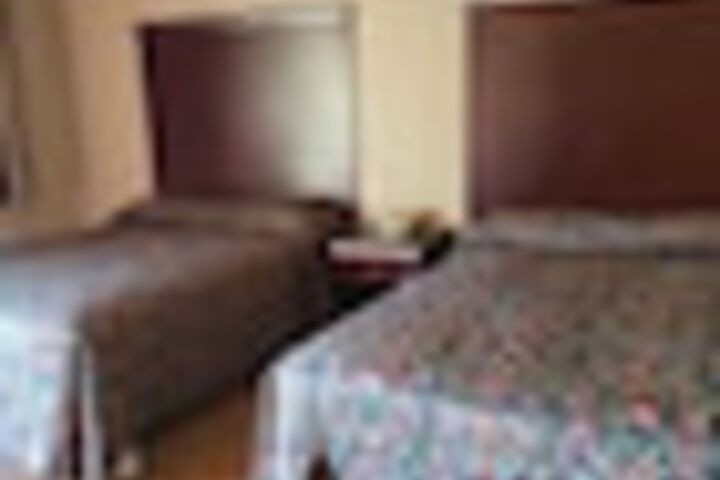 Room 14 of 126