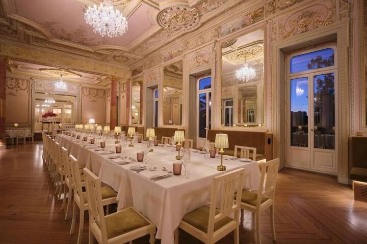 Dining 57 of 80