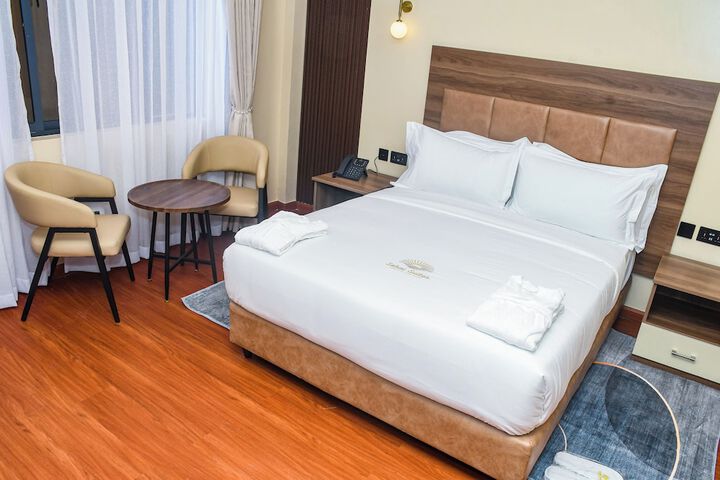 Room 2 of 21