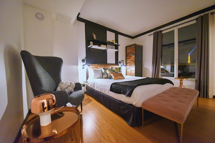 Room 19 of 47
